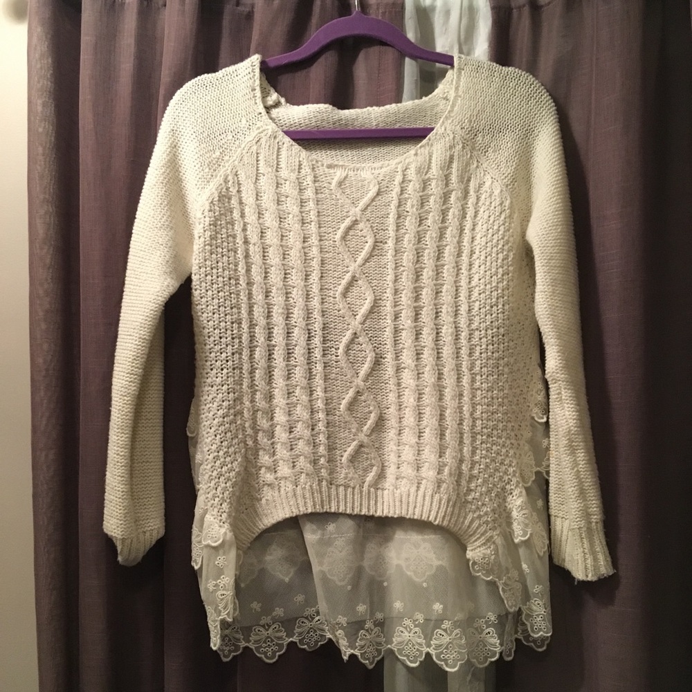 White sweater w lace back